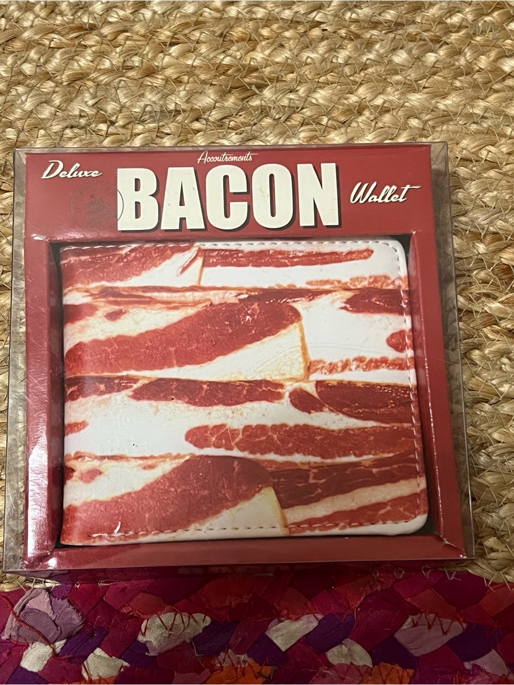 Luxe Bacon-Print Men's Wallet - White & Red